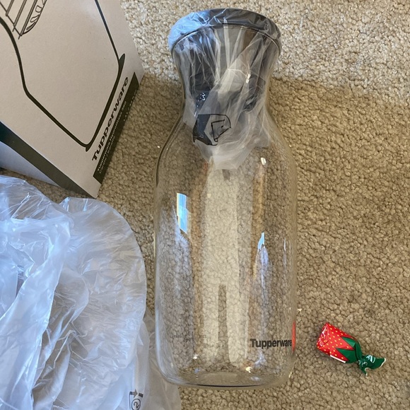 Tupperware HydroGlass 360 - Picture 2 of 4